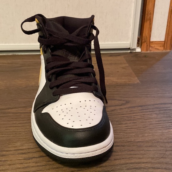 Jordan 1 mids retro yellow black - Picture 4 of 5